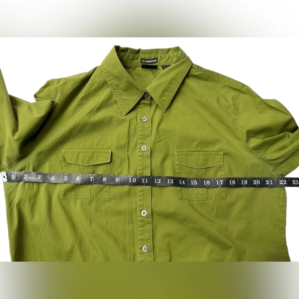 New York & Company Green Button-Up Long Sleeve Shirt Size XL - Picture 4 of 7